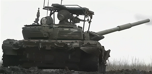 Tank T-80BVM