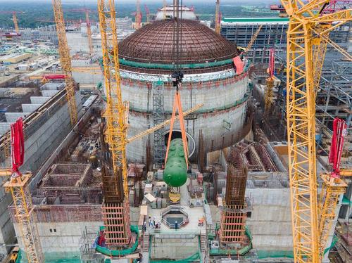 Actualmente, se está terminando de construir la segunda unidad de energía en la central nuclear.<br>