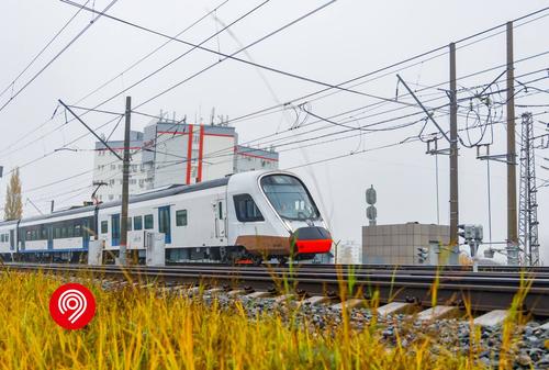 The electric train from "Transmashholding" consists of 97% domestic parts.
