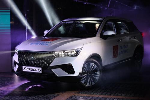 Lada X-Cross 5