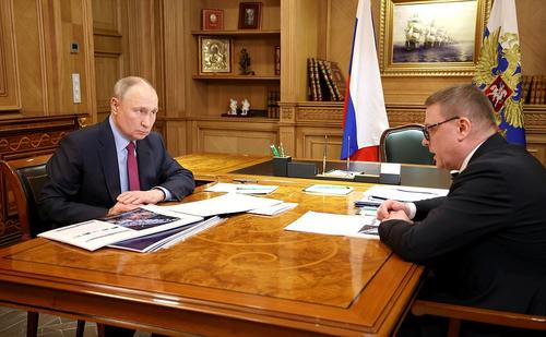 Vladímir Putin en una reunión con Alekséi Texler