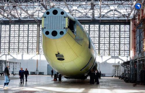 Il-96-300 fuselage