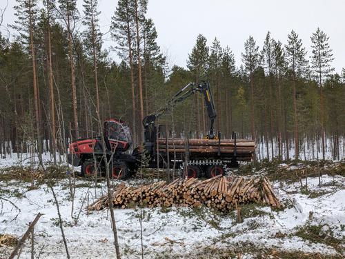 Forwarder KAMAZ-1011