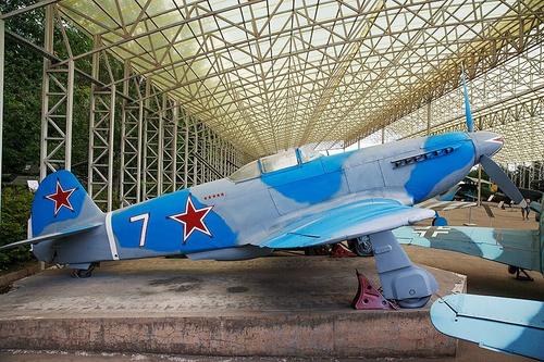 Истребитель Як-3