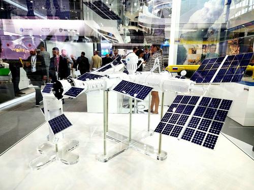 La estación orbital rusa en la exposición «Innoprom-2024»