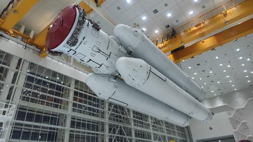 "Angara-NJ" antes de ser transportado al complejo de lanzamiento del cosmódromo de Vostochny, noviembre de 2023