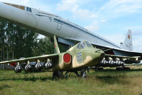 Su-25 with blocks of NAR under the wing