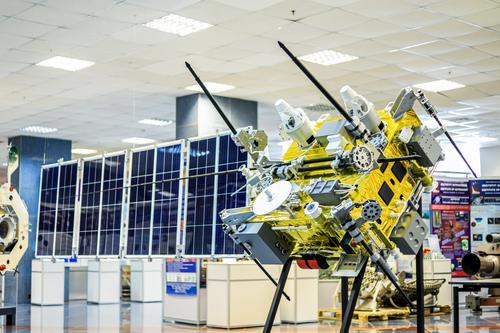 Model of the Ionosphere-M spacecraft (Ionosond project) at the IKI RAS exhibition, 2022