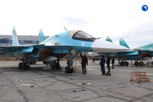 ОАК передала Минобороны РФ партию новых истребителей-бомбардировщиков Су-34