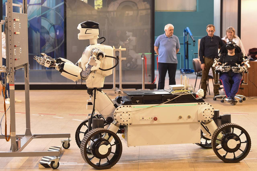 Cosmonaut Ivan Wagner controls the anthropomorphic robot Marfa