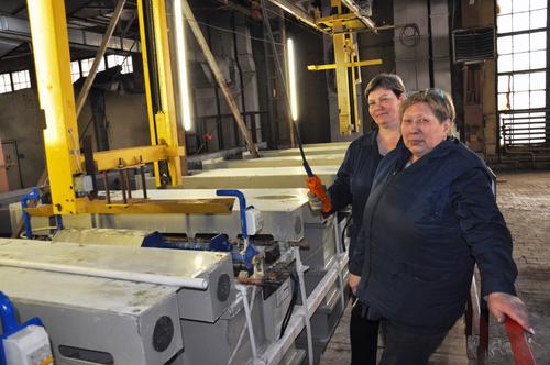 Equipment on the parts galvanizing line