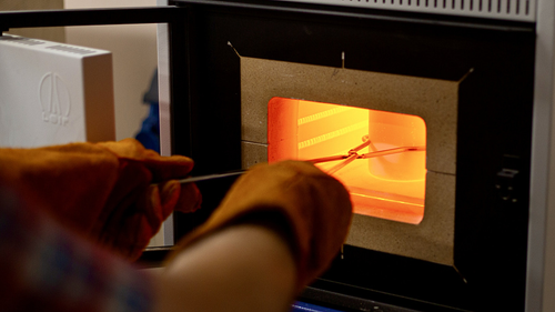 The process of creating ceramic powder
