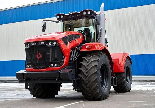 Kirovets K-7M tractor