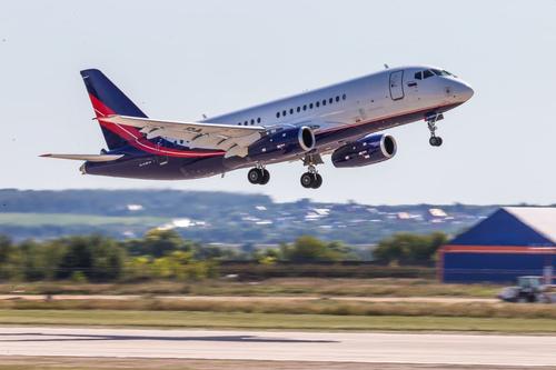 SSJ-100