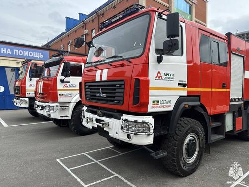 Fire tankers ATs 8.0 (6302) and ATs 5.0 (5309)