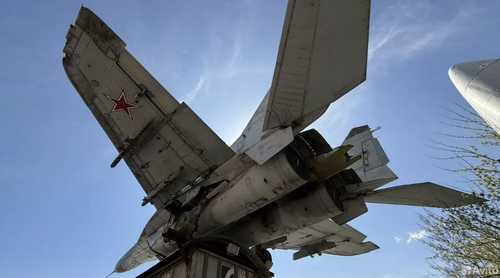 MiG-29 art object for 40 million rubles is being sold in Perm