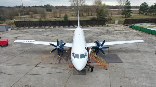 Il-114-300