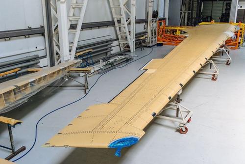 Крыло МС-21