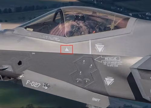  F-35 с изображением БПЛА «Гербера»