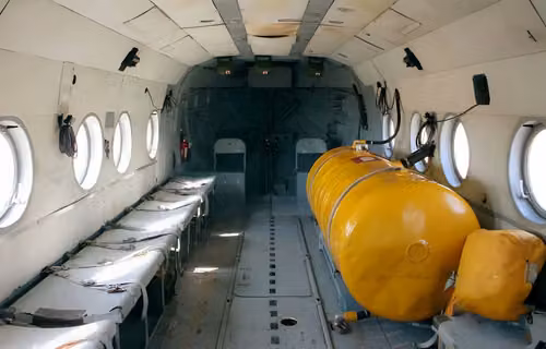 Топливный бак в салоне Ми-8