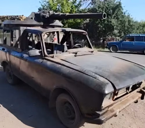 Moskvich-2140 Transformed into an IFV with a 2A28 Grom Cannon