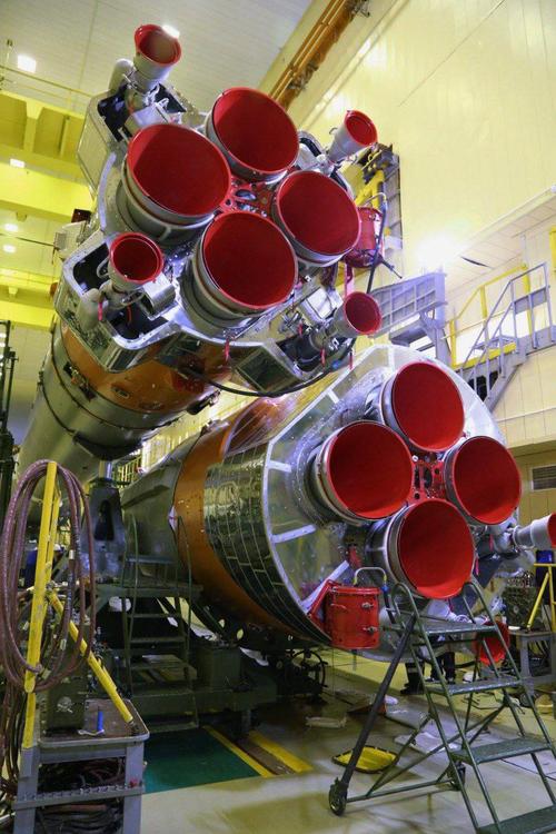 Nave tripulada "Soyuz MS-28"