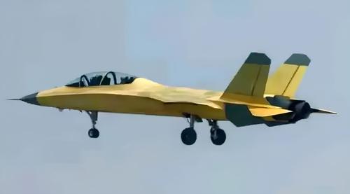 Chinese JL-XX based on the Russian Yak-130