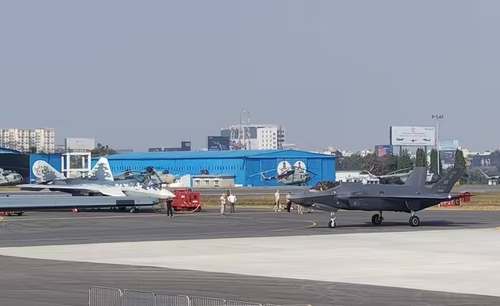 Истребители Су-57 и F-35