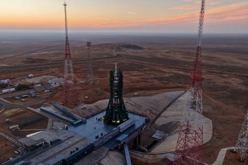"Soyuz MS-28" en el cosmódromo de "Baikonur"