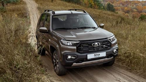  Lada Niva Travel