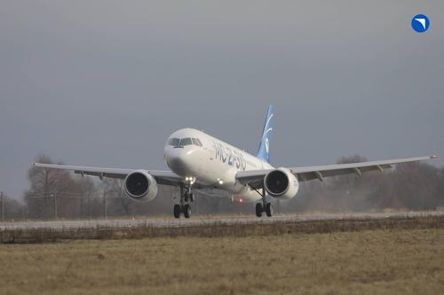 Среднемагистральный самолёт МС-21