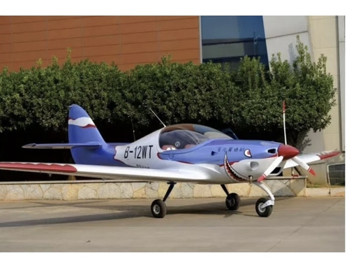 The fuselage is made of imported carbon fiber
