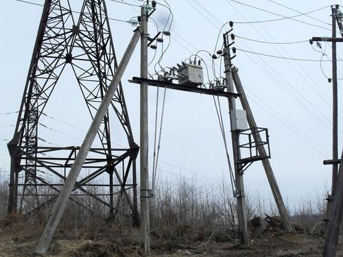 Реклоузер на линии электропередачи