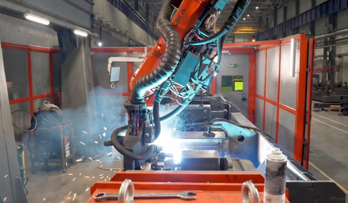Robotic hybrid laser-arc welding system