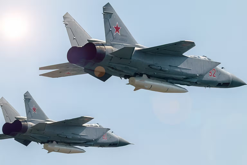 MiG-31K con misil «Kinzhal»