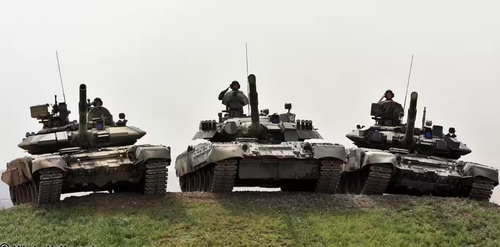 Т-90С, Т-80 и Т-90А
