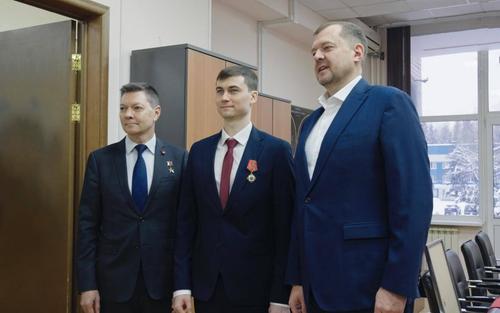 Космонавт Зубрицкий получил орден «За заслуги перед Запорожской областью»