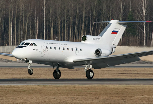 Yak-40 