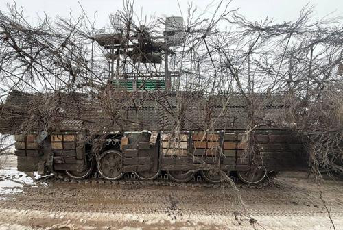 Т-72Б32 с демонтированной башней