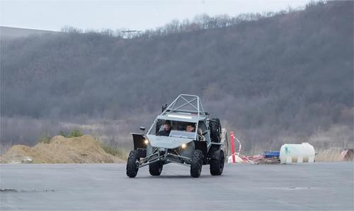 Buggy militar de la línea "Chaborz"