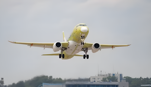 SSJ-100