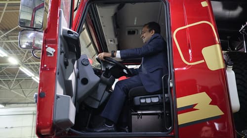 Delegación india en las instalaciones de MAZ
