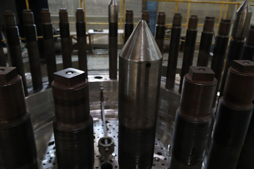 Fabricación de la unidad de reactor RITM-200