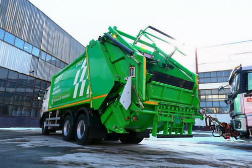 Garbage truck SM-22