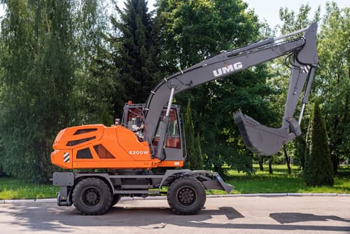 E200W