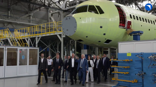 Producción de la aeronave MS-21 en la planta de IAZ