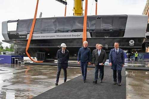 Launch of the electric vessel "Taganka"