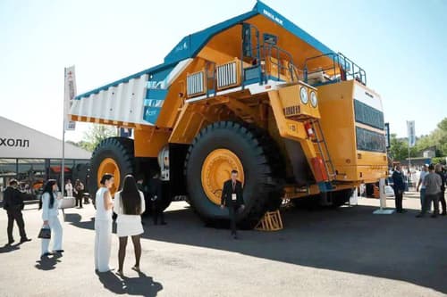 BelAZ-7530R