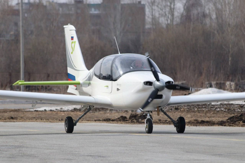 Avión de entrenamiento "Tango"