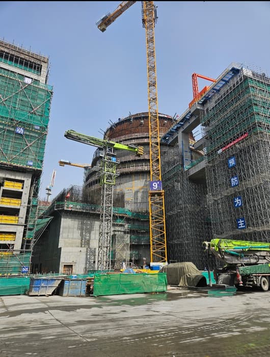 Central nuclear de Tianwan en construcción